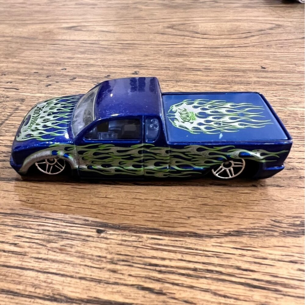 Hot Wheels 2002 Steel Flame Blue Pickup Truck W/ Green Flames